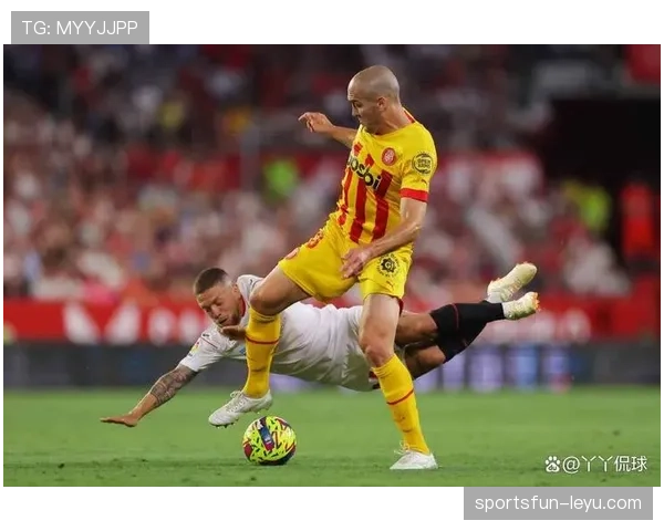 塞维利亚球员发挥稳健,助球队斩获关键胜利 塞维利亚球员发挥稳健,助球队斩获关键胜利