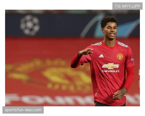 拉什福德助攻回暖,曼联进攻线展现稳健态势